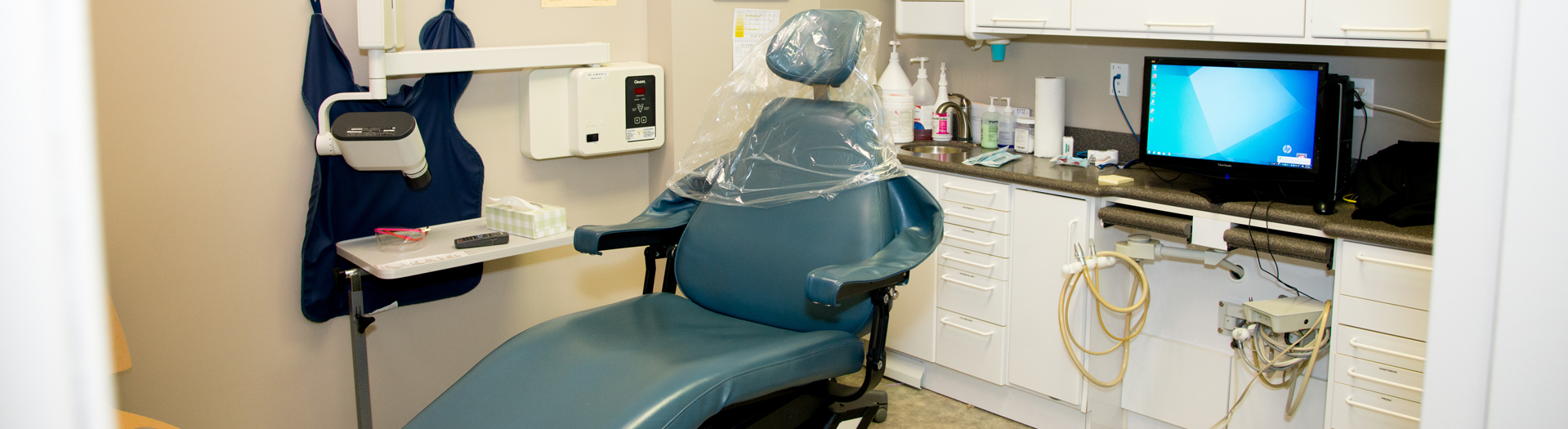 Battlefords Dental Centre female hygenist cleaning